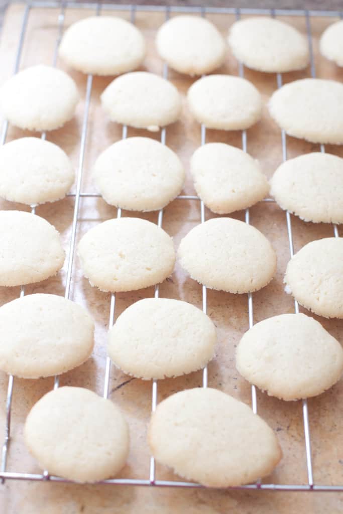 baked cookies on a cooling rack