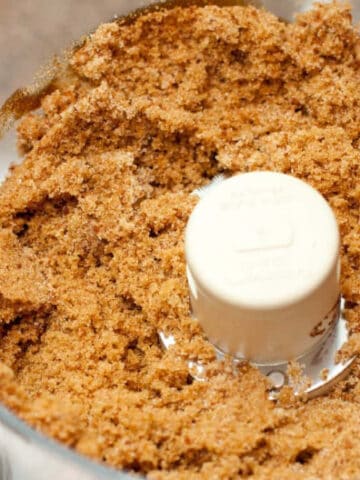 a food processor of blended brown sugar.