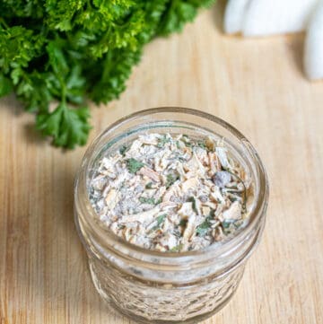 a small open mason jar with onion soup mix.