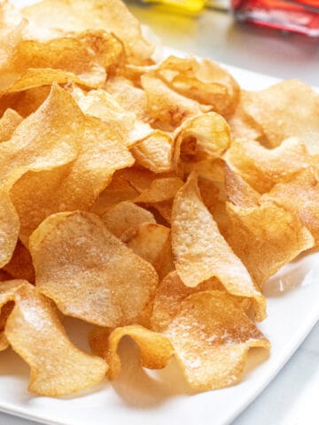 a plate of chips.